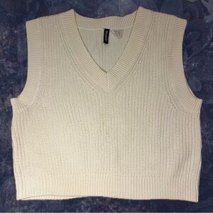 H&M White Knit Sweater Vest